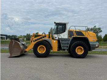 Wheel loader LIEBHERR L 566