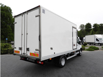 Box van FORD TRANSIT BOX / REFRIGERATOR BOX 5*C / CRUISE CONTROL LED LIGHTS TWIN WHEELS AIR CONDITIONING  130HP: picture 3