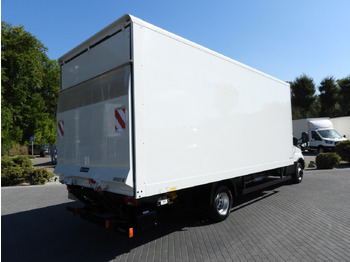 Box truck IVECO DAILY 72C18 LIFT 14 PALLETS CRUISE CONTROL PNEUMATICS AUTOMATIC TRANSMISSION HI-MATIC TWIN WHEELS AIR CONDITIONING 180HP: picture 3 Box truck IVECO DAILY 72C18 LIFT 14 PALLETS CRUISE CONTROL PNEUMATICS AUTOMATIC TRANSMISSION HI-MATIC TWIN WHEELS AIR CONDITIONING 180HP: picture 3