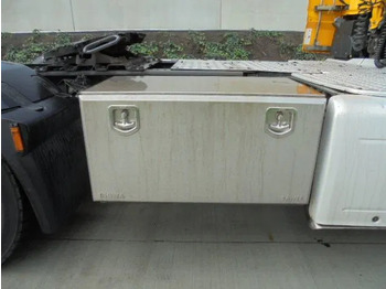 Tractor unit DAF XF 440: picture 4