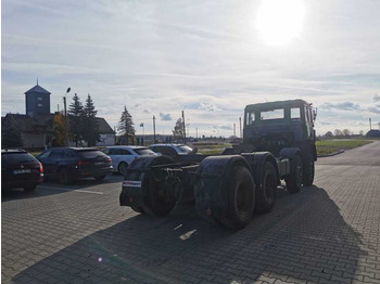 Cab chassis truck Iveco Magirus 300-34 V8 chassis truck: picture 4