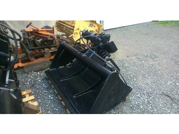 Excavator bucket