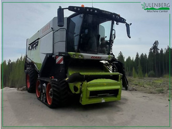Combine harvester CLAAS Lexion