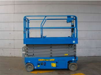 Scissor lift GENIE