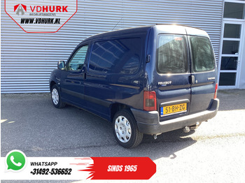 Small van Peugeot Partner 1.4 75 pk EXPORT ONLY BENZINE APK 5-2026/ Riem V.V/ NL auto/ Trekhaak/ Radio: picture 3