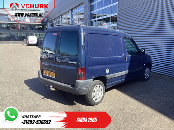 Small van Peugeot Partner 1.4 75 pk EXPORT ONLY BENZINE APK 5-2026/ Riem V.V/ NL auto/ Trekhaak/ Radio: picture 4