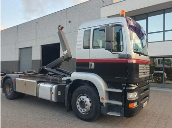 Hook lift truck MAN