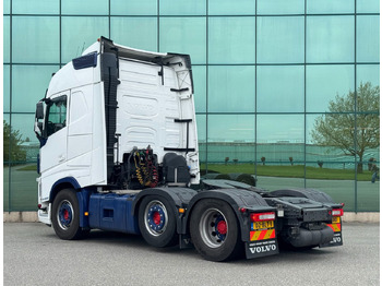 Tractor unit Volvo FH Globetrotter 6X2 701.000 KM Super Condition NL Truck: picture 3