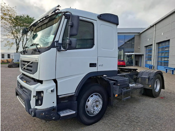 Tractor unit VOLVO FM11 410