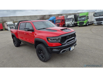 Pickup truck DODGE