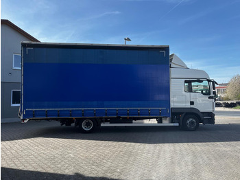 Curtainsider truck MAN TGL 8.220: picture 3