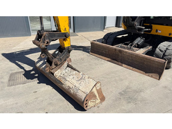 Mini excavator JCB 85Z-1 - 2018 Year - 3640 Hours: picture 5