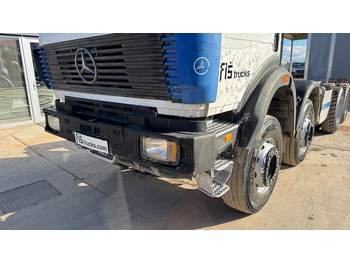 Cab chassis truck Mercedes-Benz SK 3234 8x4 chassis: picture 2