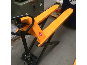 Pallet truck JUNGHEINRICH