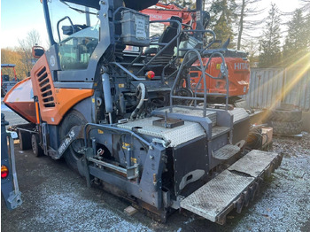 Asphalt paver VÖGELE