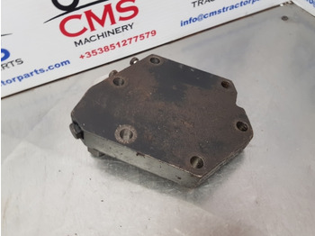 Frame/ Chassis Case 5140, 5130, 5120, 5150 Hitch Cylinder Cap A186838: picture 4