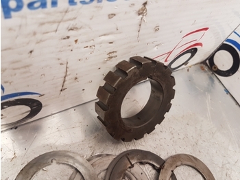 Transmission for Farm tractor Case Cx, 3000, 4000 Series 4230 Transmission Gear And Shims 140222a1: picture 2