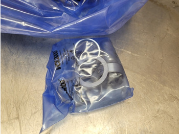 Front axle Claas, Mccormick, Case Carraro Front Axle Swivel Housing Rhs 066657, 11664: picture 2