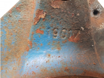 Front axle Ford 7840, 7740, 5640, 6640 Front Axle Hub Bolt Plate Car125196, 81862986, 19017: picture 3