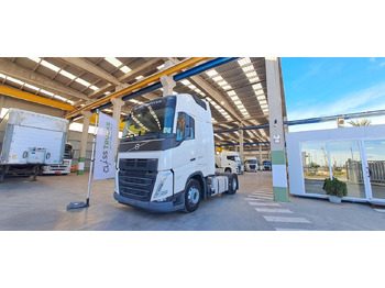 Tractor unit VOLVO FH 460