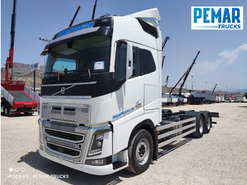 Cab chassis truck VOLVO FH16 750