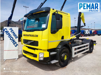 Container transporter/ Swap body truck VOLVO FL 290