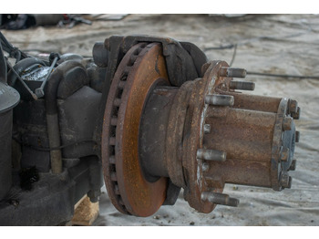 Brake caliper for Truck MERCEDES-BENZ ATEGO 8 HOLE - DRIVER: picture 2 Brake caliper for Truck MERCEDES-BENZ ATEGO 8 HOLE - DRIVER: picture 2