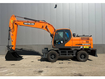 Wheel excavator Doosan DX 210 WA: picture 1
