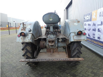 Farm tractor Eicher ED: picture 5
