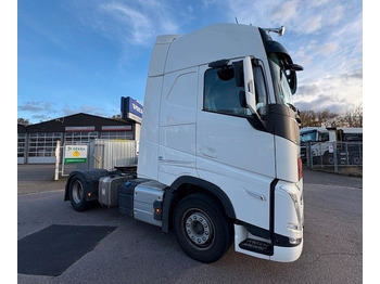 Tractor unit Volvo FH500 4x2T Schubbodenhydraulik: picture 3 Tractor unit Volvo FH500 4x2T Schubbodenhydraulik: picture 3