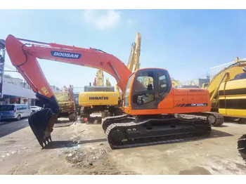 Crawler excavator 22tons Used Excavator Doosan DX225 In Good Condition Used Original doosan 225 excavator: picture 3