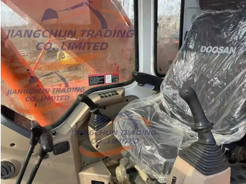 Excavator Amphibious Excavators with Pontoon 21ton with Cheap Price Ekskavator Amfibi dengan Pontoon 21ton dengan Harga Murah: picture 2 Excavator Amphibious Excavators with Pontoon 21ton with Cheap Price Ekskavator Amfibi dengan Pontoon 21ton dengan Harga Murah: picture 2