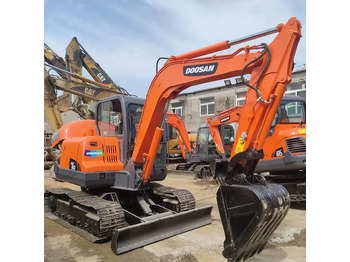Crawler excavator DOOSAN DX60