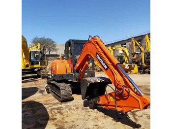 Crawler excavator DOOSAN DX225