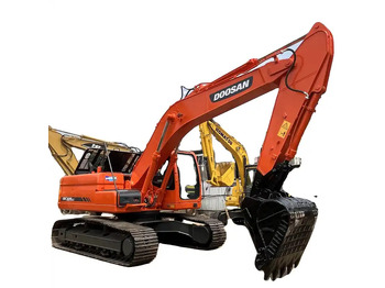 Excavator DOOSAN DX220
