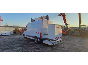 Truck mounted aerial platform Renault Master Klubb K32: picture 5