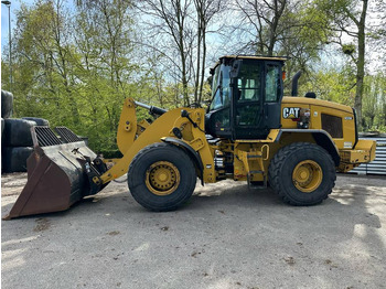 Wheel loader CATERPILLAR 938M