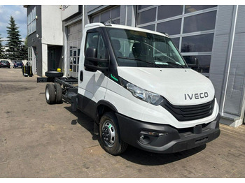 New Cab chassis truck Iveco Daily CNG: picture 4