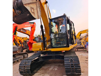 Crawler excavator CAT 320GC: picture 3