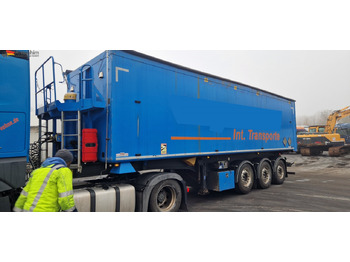 Tipper semi-trailer