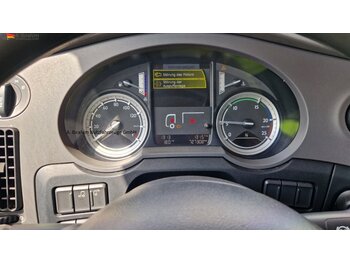 Tractor unit Daf XF460 Superspacecab, 2x Tank, Retarder: picture 2