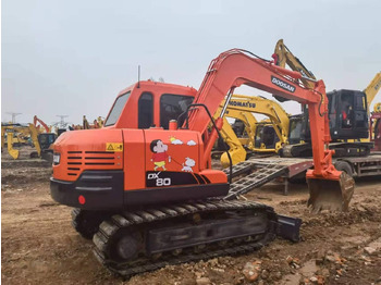 Crawler excavator Doosan DX80: picture 3