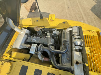Crawler excavator KOMATSU PC200-8: picture 5