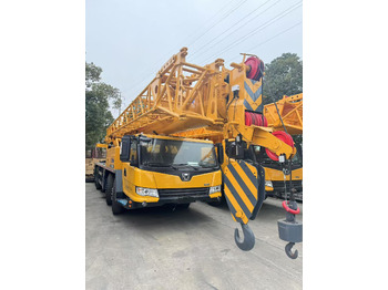 Mobile crane XCMG QY70K