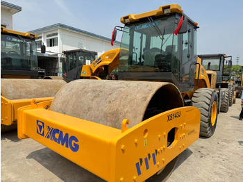 Road roller XCMG XS143J