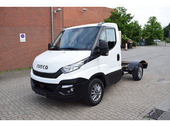 Cab chassis truck IVECO Daily 35s21