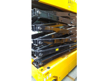Scissor lift JCB S4550E: picture 4