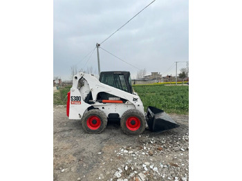 Skid steer loader BOBCAT S300