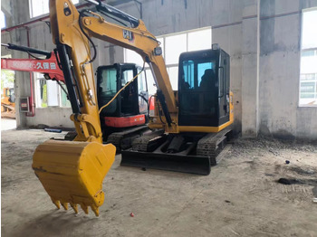 Mini excavator CATERPILLAR 307E: picture 2