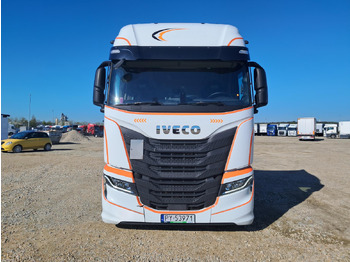 Tractor unit IVECO AS440ST/FP LT LNG CIĄGNIK SIODŁOWY: picture 2